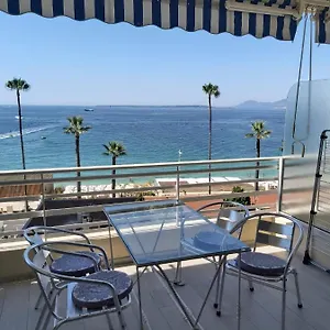  Appartement Le palais du tropique sea view 5é étage avec ascenseur France